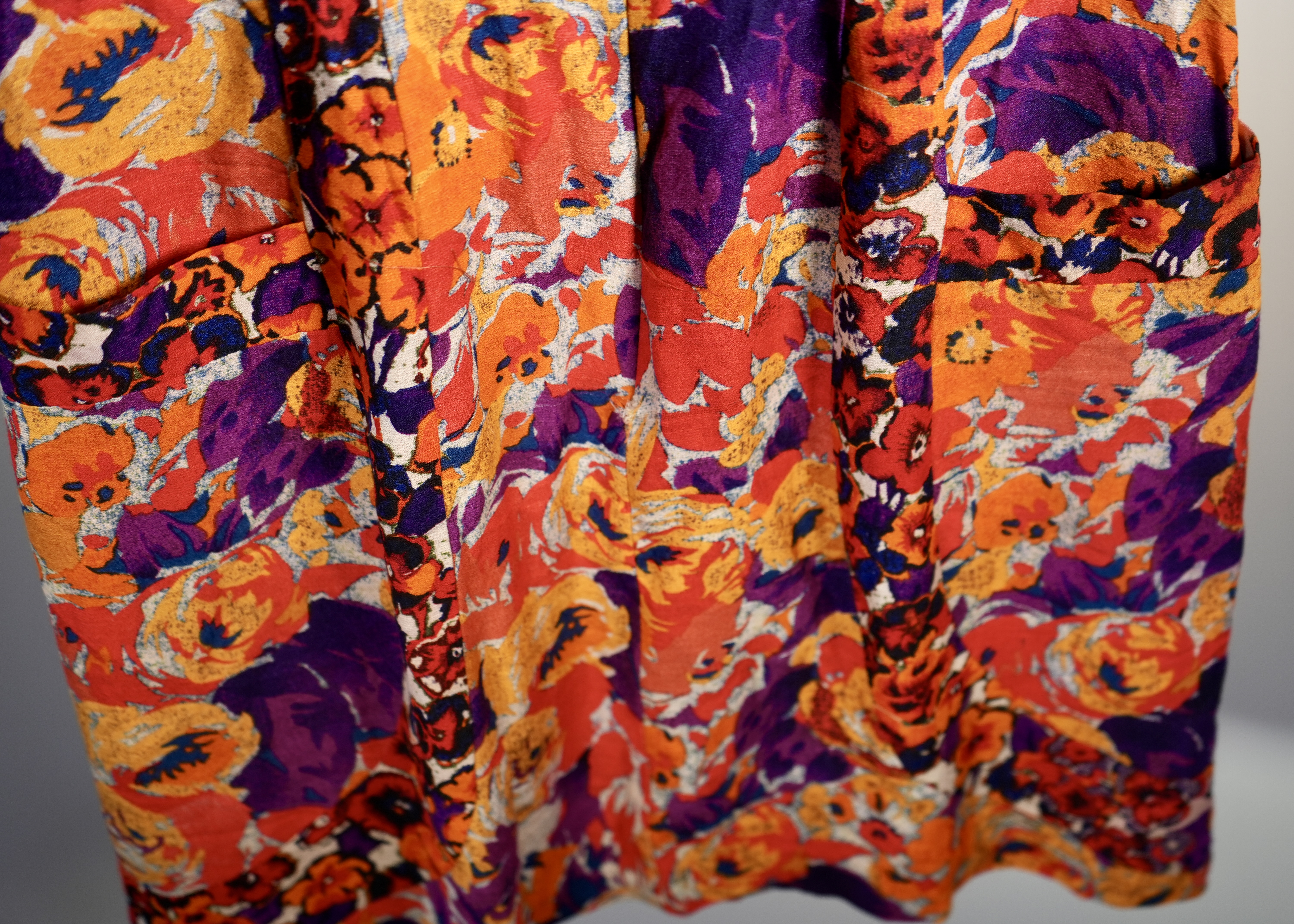 Red floral mixed print dress pocket